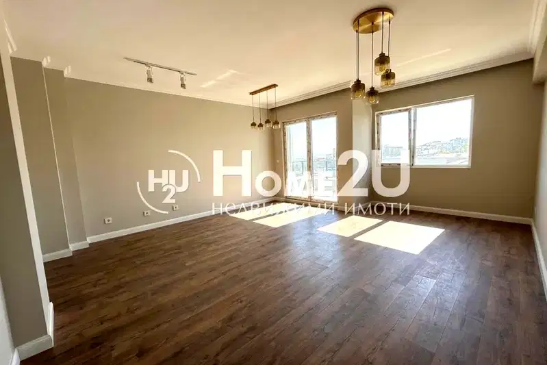 Three-room apartment in Vladislavovo district, Varna, new-build