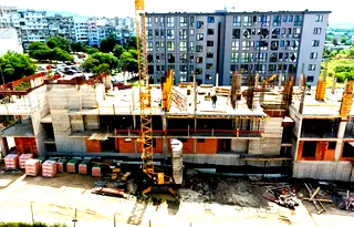 Тристайно жилище в кв. Владислав Варненчик с контрол на достъпа