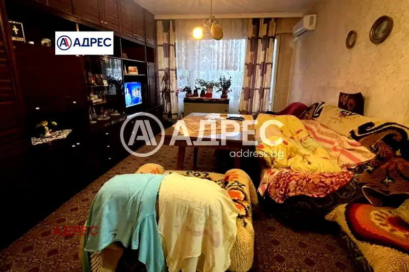 3-стаен апартамент във Варна, Владислав Варненчик с тераса