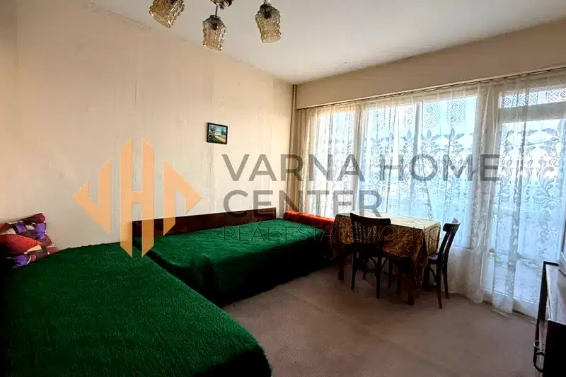 Two-room apartment in Vladislav Varnenchik 2 residential complex with two terraces