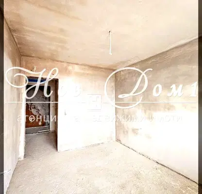 Photo 5 — Three-room apartment in Vazrazhdane 1 with elevator and video surveillance