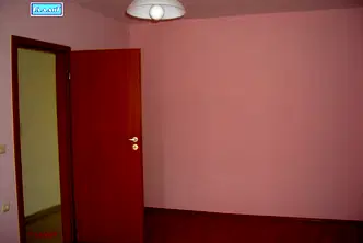 3-стаен апартамент в Възраждане 2 с югозападно изложение