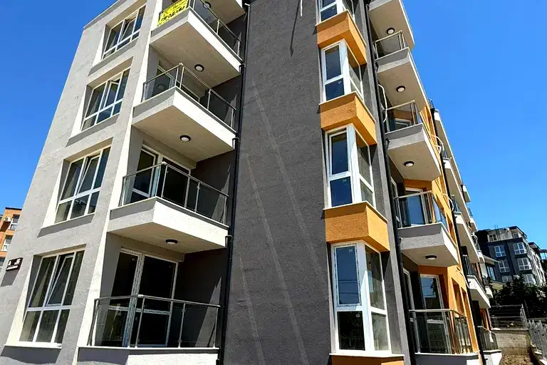 Two-room apartment in Vazrazhdane 3 with south aspect