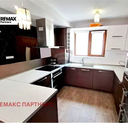Снимка 3 — Двустаен апартамент с тераса в кв. Възраждане 3, Варна