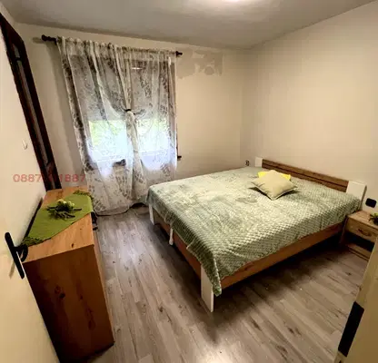 Photo 5 — 3-bedroom apartment in Varna, Zavod Drujba