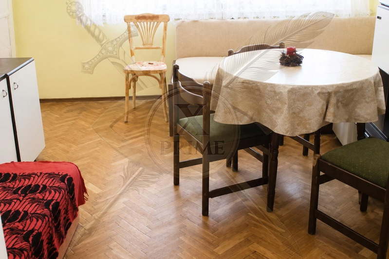 Двустаен апартамент в Зимно кино Тракия, Варна с тераса