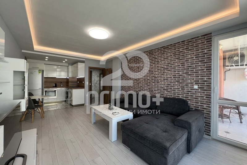 Двустаен апартамент във Велико Търново, Акация