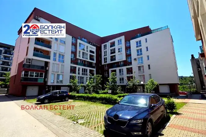 Двустаен апартамент във Велико Търново, Център