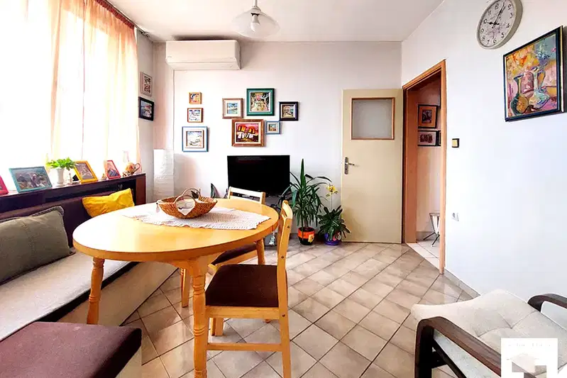 3-bedroom apartment in Veliko Tyrnovo, Centyr