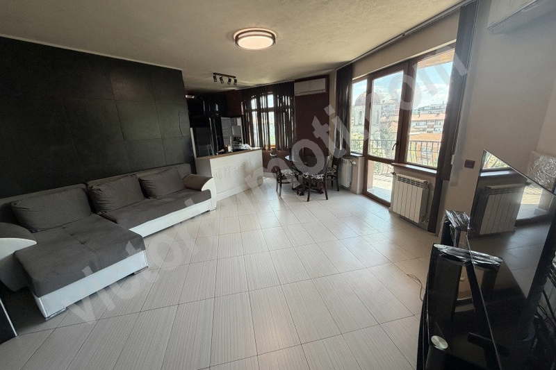 3-bedroom apartment in Veliko Tyrnovo, Centyr