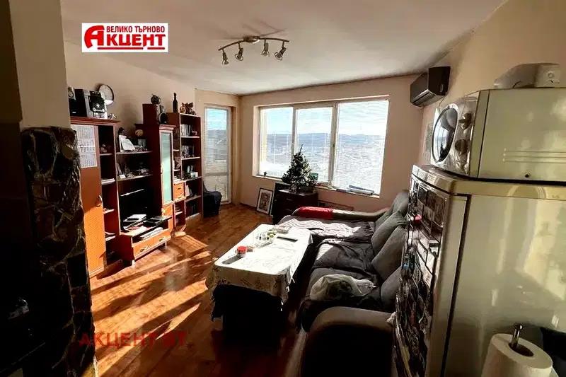 Двустаен апартамент във Велико Търново, Колю Фичето