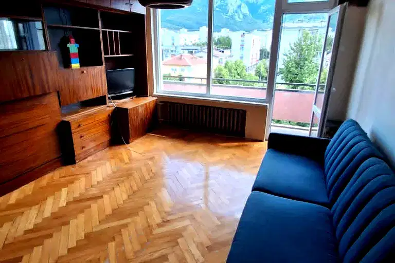 2-bedroom apartment in Vraca, Centyr