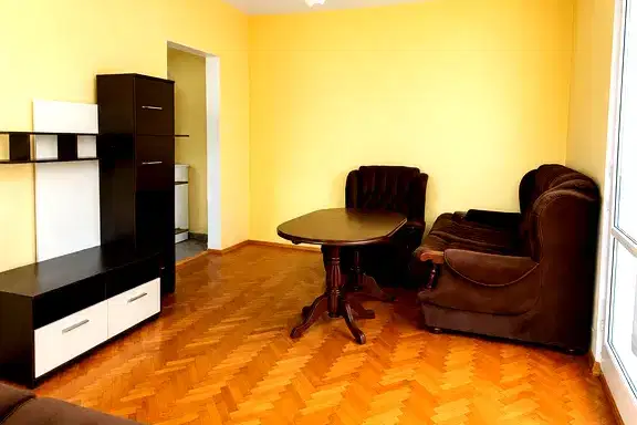 2-bedroom apartment in Vraca, Centyr