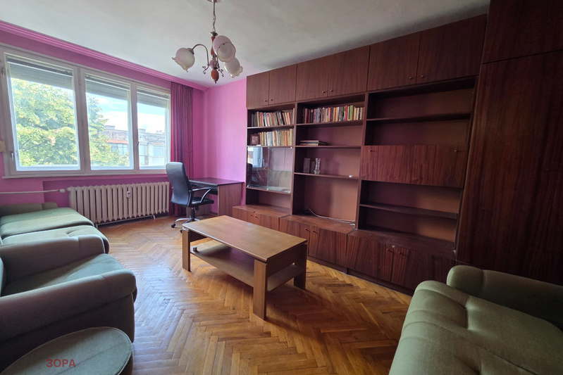 2-bedroom apartment in Vraca, Centyr