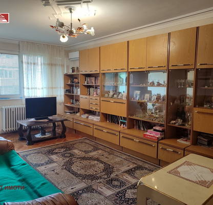 Снимка 5 — Тристаен апартамент във Враца, Център