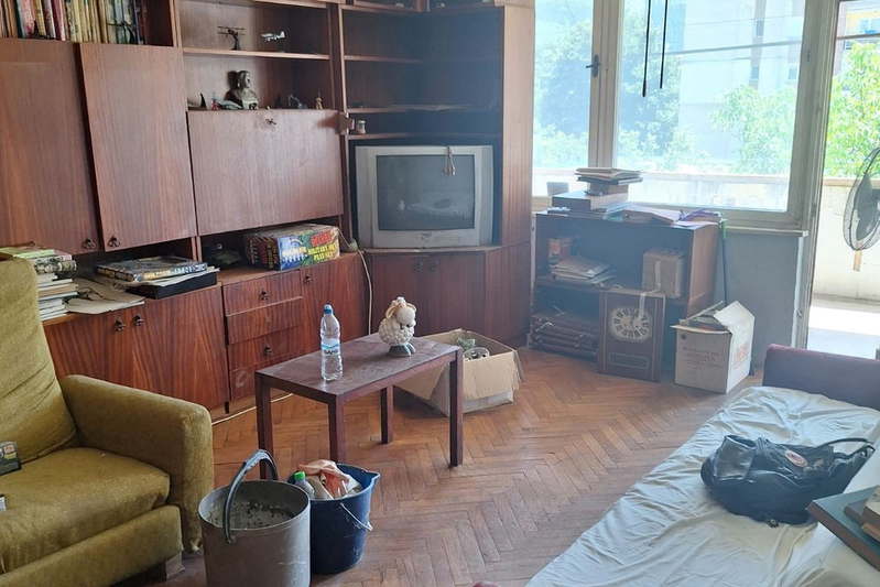 Четиристаен апартамент с гараж в Център, Враца с гледка