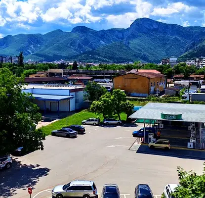 Снимка 2 — Двустаен апартамент във Враца, Дъбника