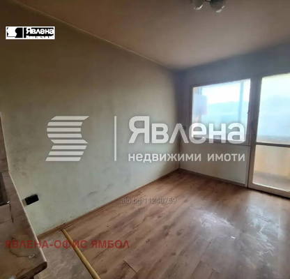 Снимка 2 — Едностаен апартамент в Ямбол, Златен рог