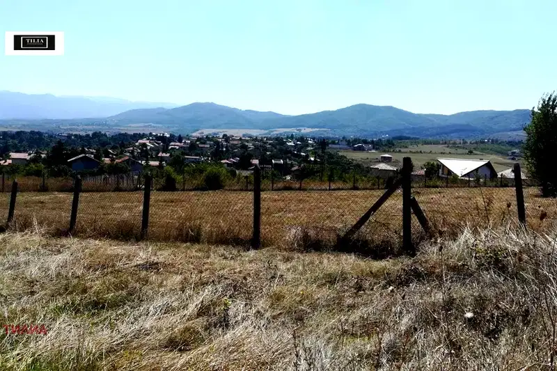 Парцел в Банкя