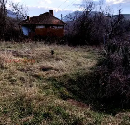 Photo 4 — Plot in Vidin, Belochik