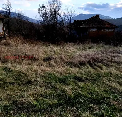 Photo 5 — Plot in Vidin, Belochik