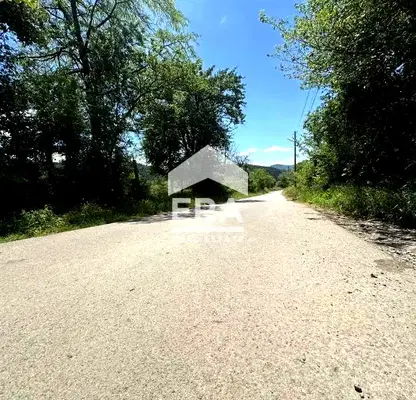Photo 4 — Plot in област София, Godech