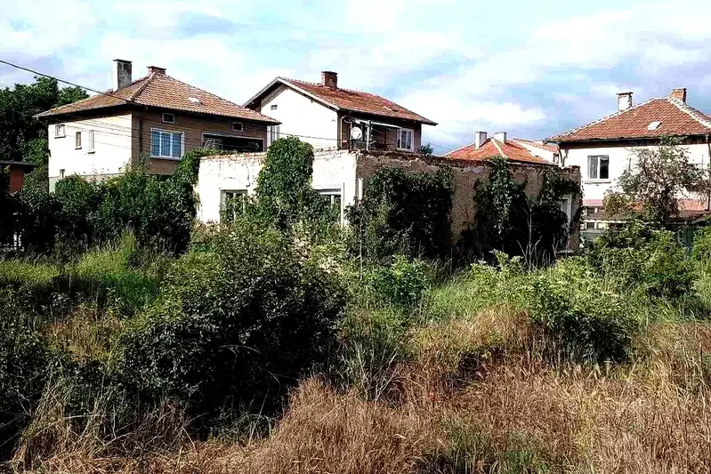 Plot in област София, Kostinbrod