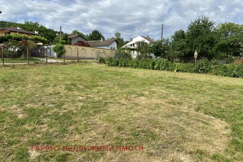 Plot in Oblast Gabrovo, Garvan
