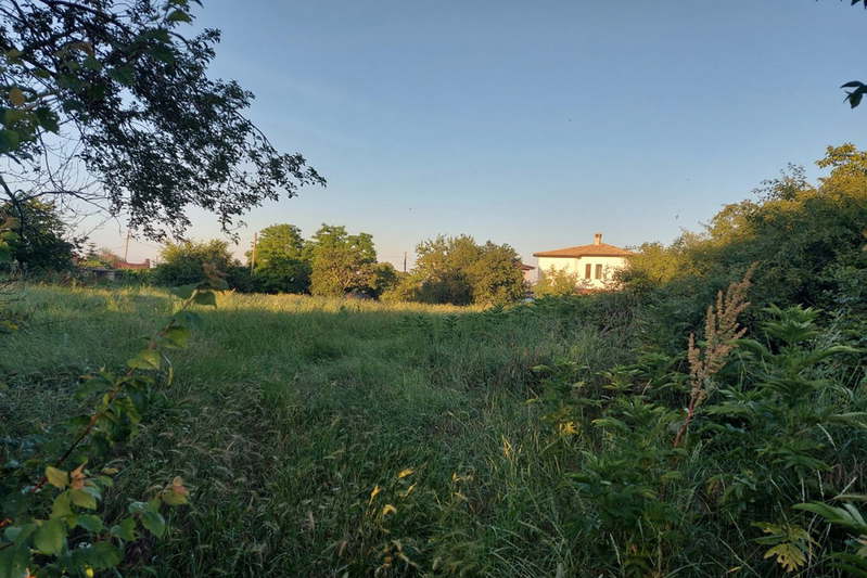 Парцел във Варна, с. Генерал Кантарджиево