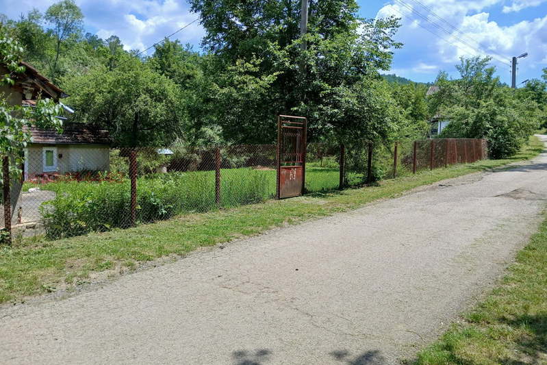 Парцел в Перник, с. Глоговица