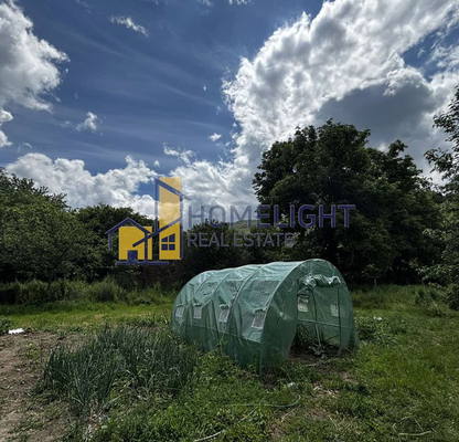 Photo 5 — Plot in област София, Komshtica