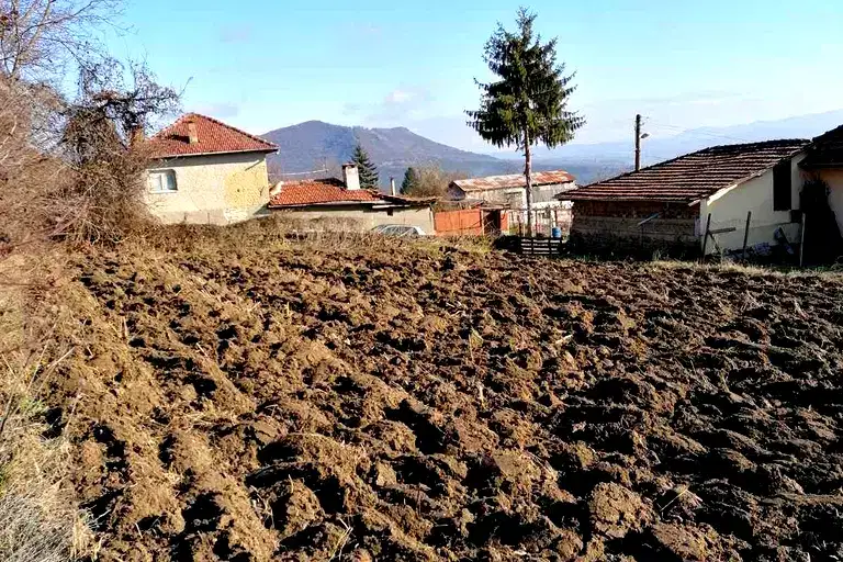Парцел в Габрово, с. Кормянско
