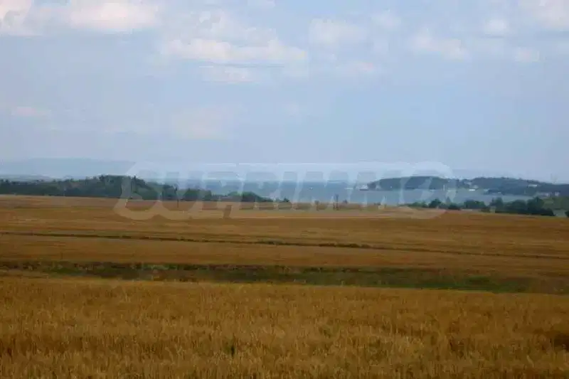 Парцел в с. Маринка