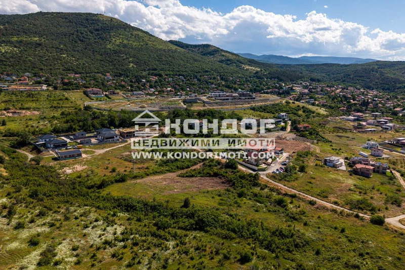 Plot in Oblast Plovdiv, Markovo