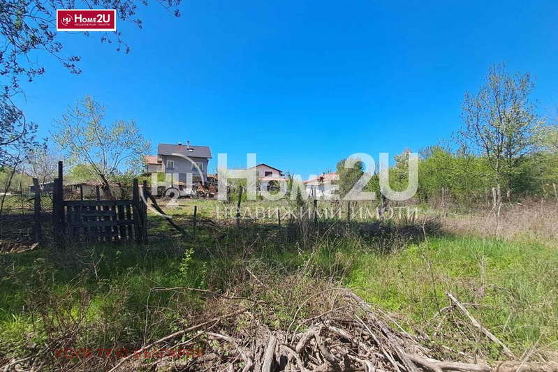 Plot in област София, Petyrch