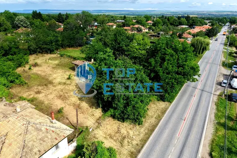 Парцел във Велико Търново, с. Поликраище