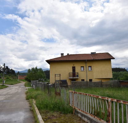 Photo 3 — Plot in област София, Slivnica