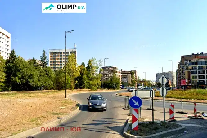 Парцел в София, Дървеница