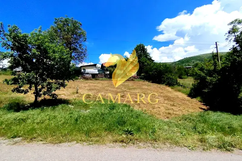 Парцел в София, Своге