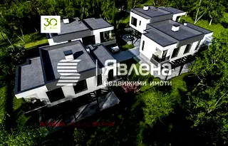 Парцел във Варна, Галата