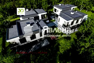 Парцел във Варна, Галата