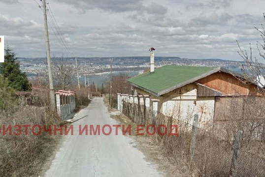 Парцел във Варна, м-т Боровец - север