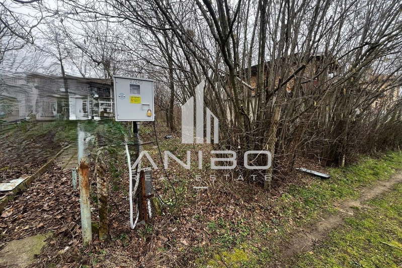Парцел във Варна, м-т Боровец - север
