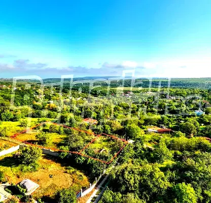 Снимка 2 — Парцел във Варна, м-т Боровец - юг
