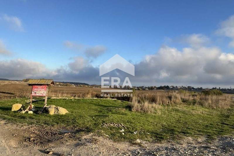 Парцел във Варна, м-т Добрева чешма