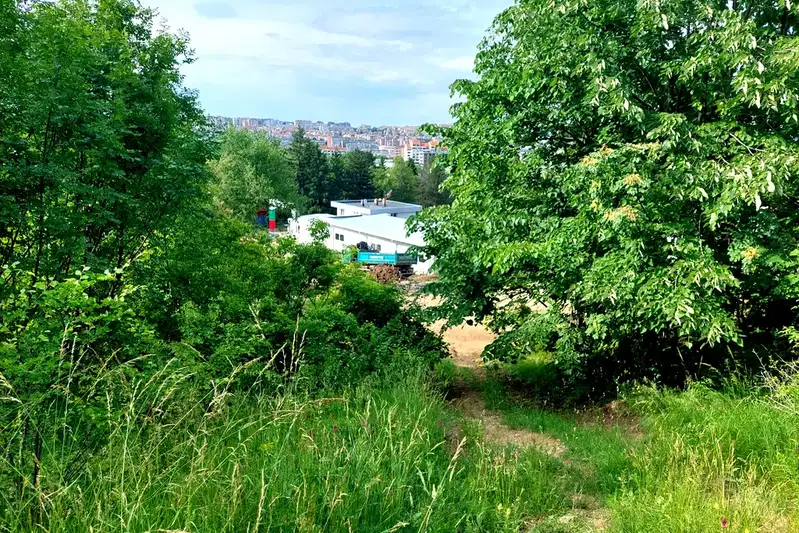 Plot in Veliko Tyrnovo, Buzludja