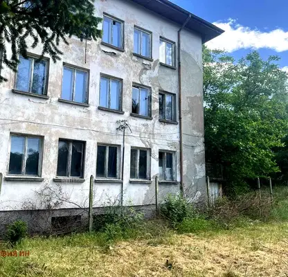 Photo 5 — Industrial Building in Oblast Kyustendil, Boboshevo