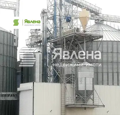 Снимка 4 — Промишлена сграда в Шумен, Нови пазар