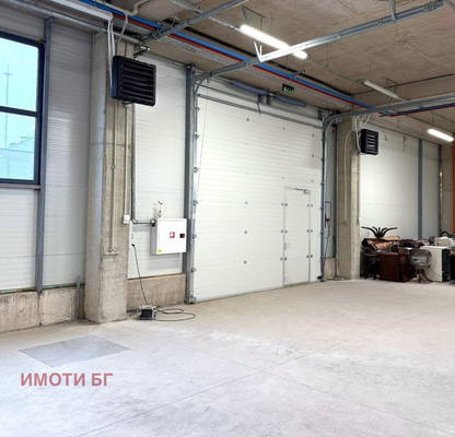 Photo 3 — Industrial Building in Lozen