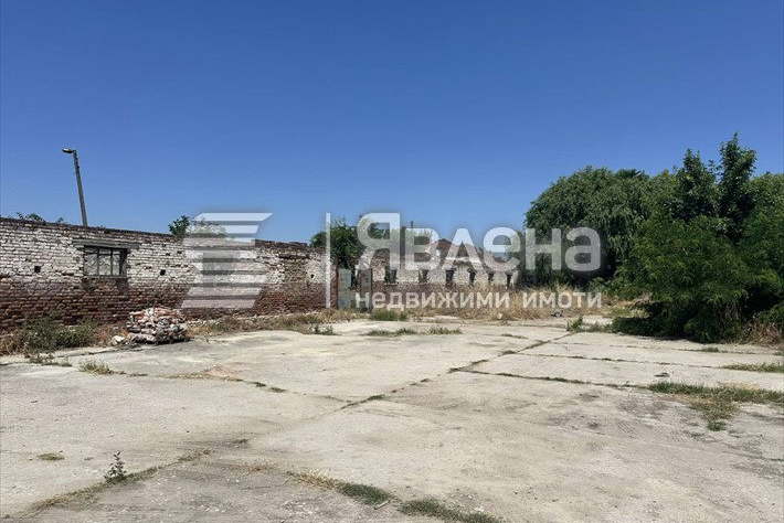 Industrial Building in Plovdiv, Trud